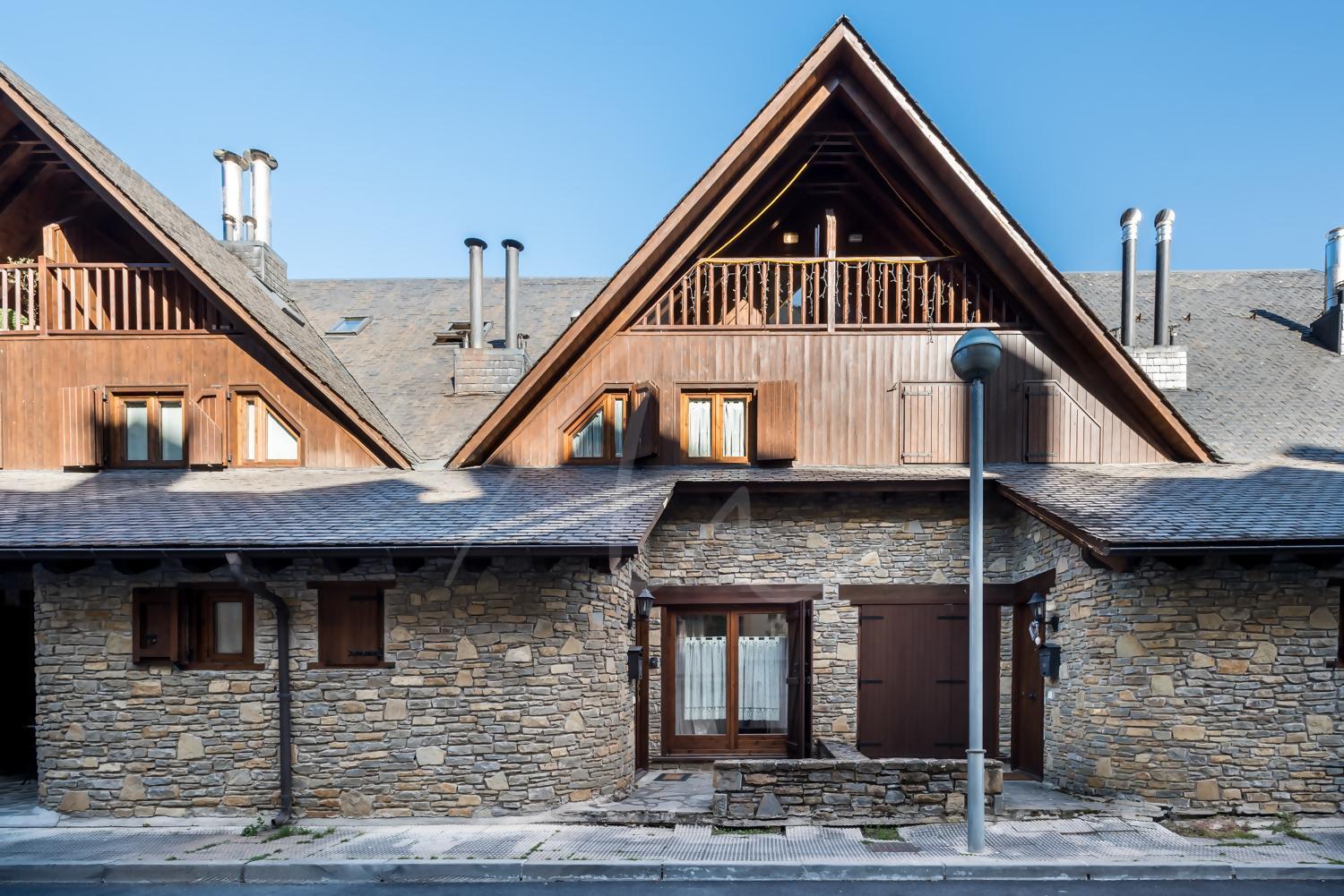Casa Garona By Seamount Rentals Bossost Exterior foto